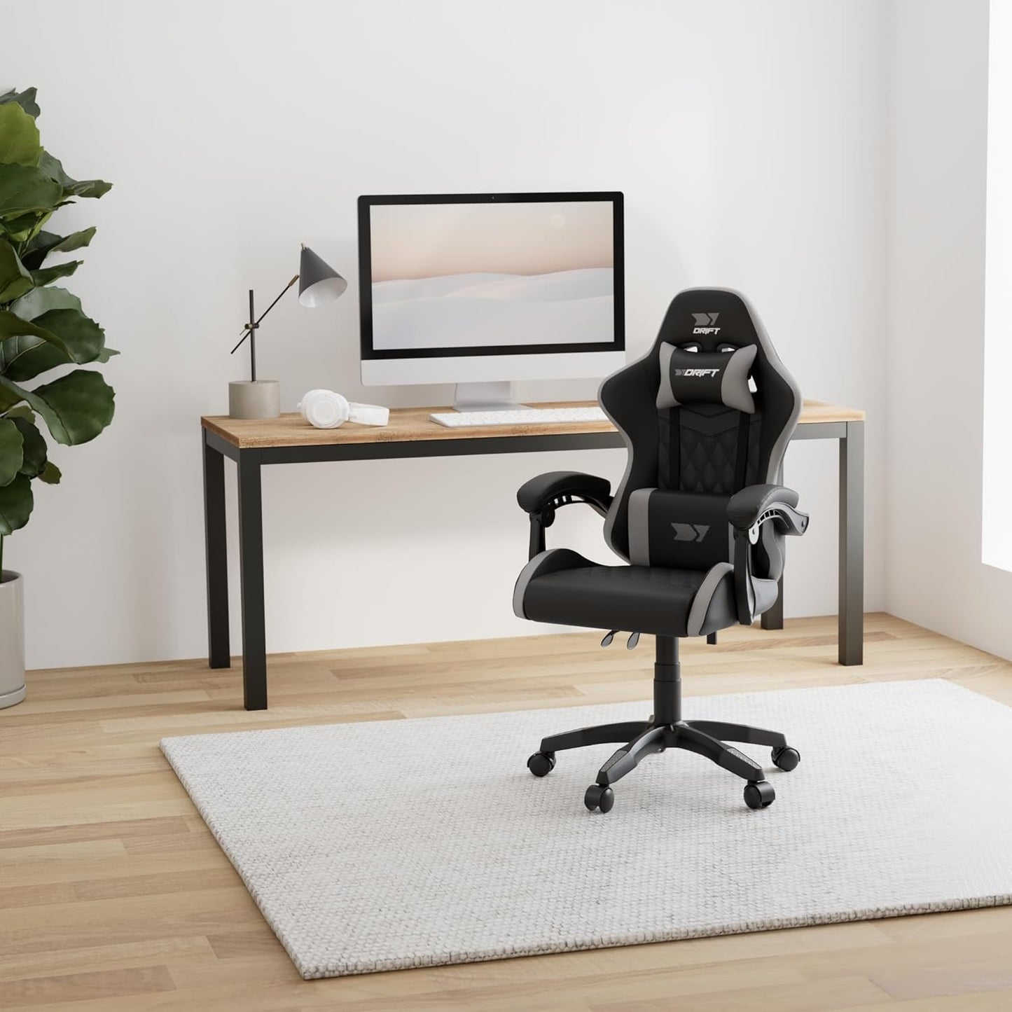 DRIFT GAMING DR35 – Silla Gaming Ergonómica Profesional Con Soporte Lumbar Y Reposabrazos 2D Ajustables, Reclinable 135°, Base Robusta, Ruedas Silenciosas, Tapizado En Cuero Sintético, Negro Y Gris