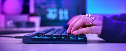 Logitech G515 TKL Teclado Con Cable RGB Totalmente Personalizable, Teclas PBT De Doble Moldeado Negro